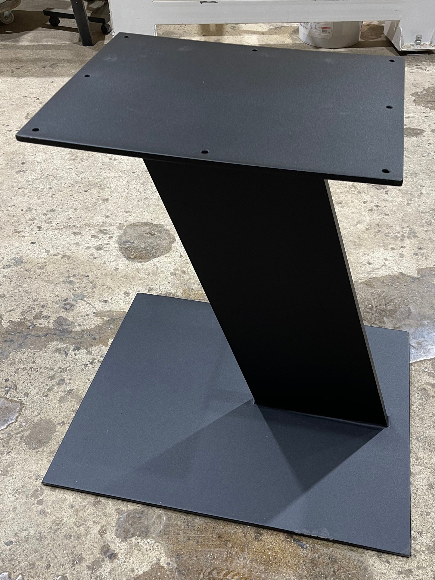 Tischgestell Mittelfuß schräg Stahl Industrial Style