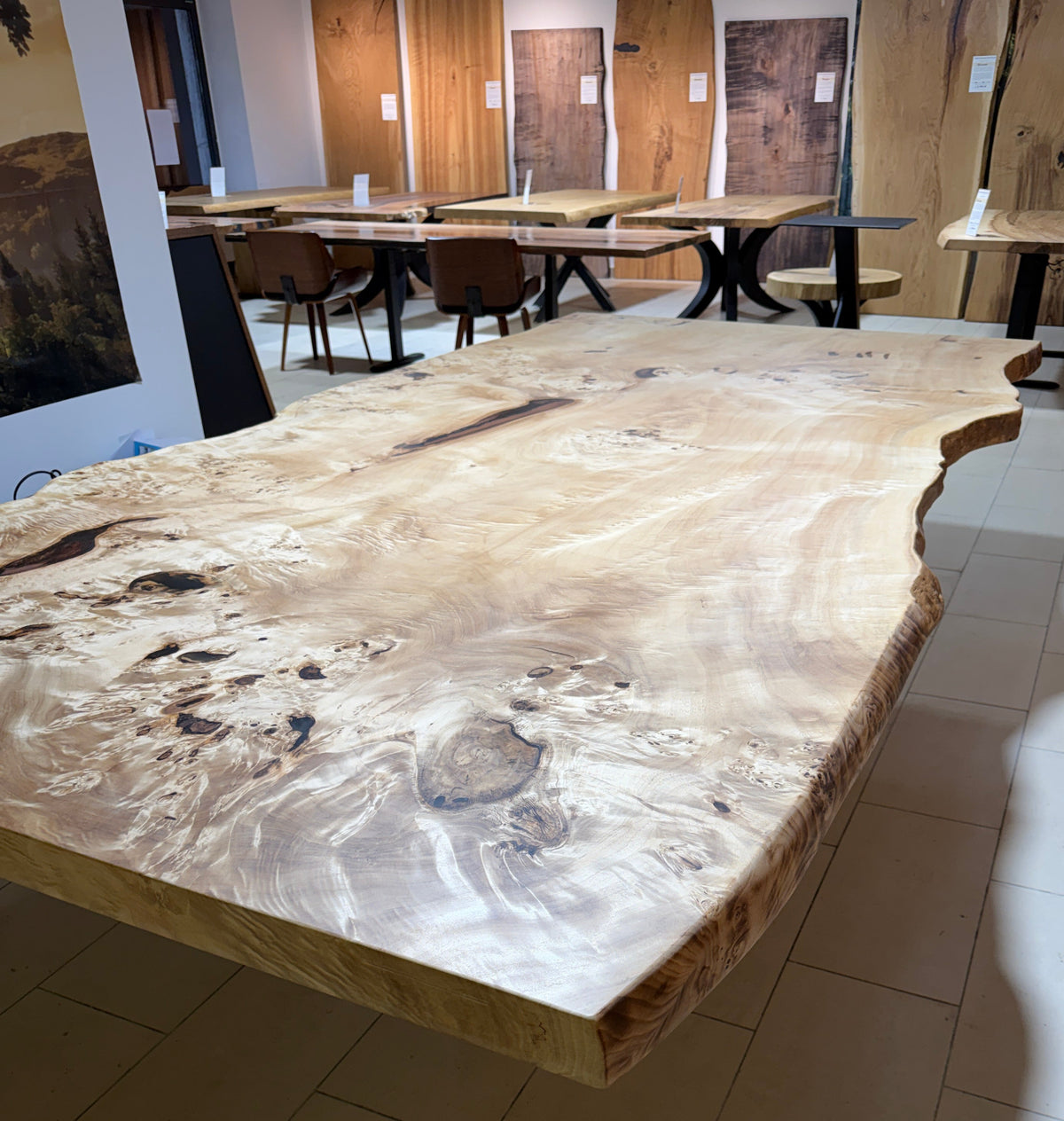 Maserpappel Tischplatte mit Baumkante 306x145x5cm