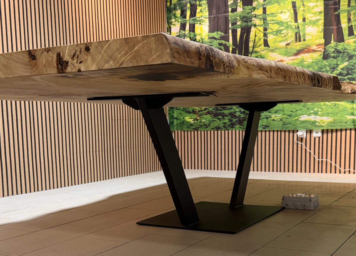 Maserpappel Tischplatte mit Baumkante 306x145x5cm