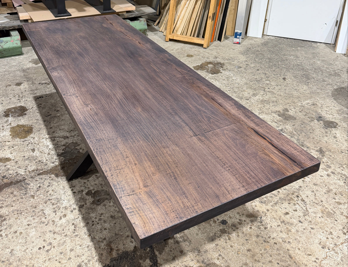 Platane Tischplatte mit gerader Kante 230x85x4cm dunkel geölt