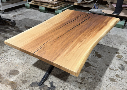 Sumpfeiche Tischplatte mit Baumkante 180x110x5cm